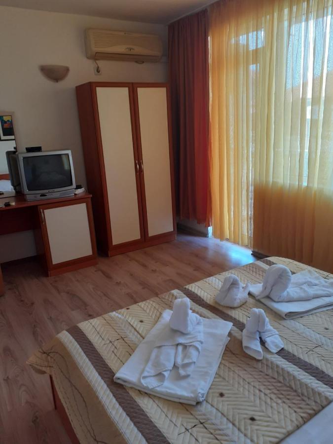 Hotel Stoyanov Ravda Exteriör bild